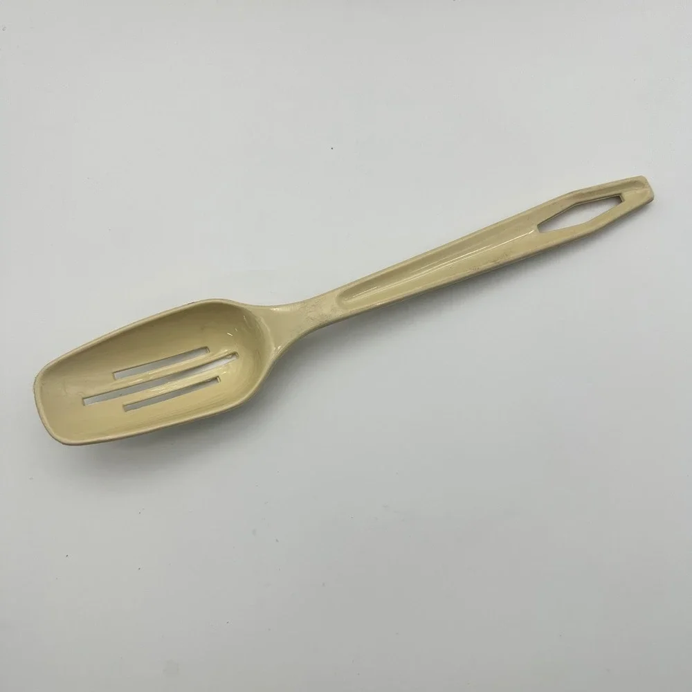 Vintage King‎ Kraft Slotted Nylon Serving Spoon 10 3/4